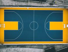 Faker焦点对战，字母哥与90激战公牛分钟，持续失利胜负难料！再创辉煌时刻